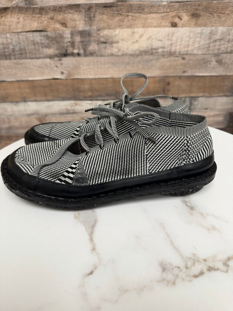 Trippen black/white textile slip on shoe