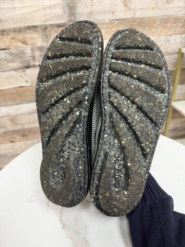 Trippen black/white textile slip on shoe