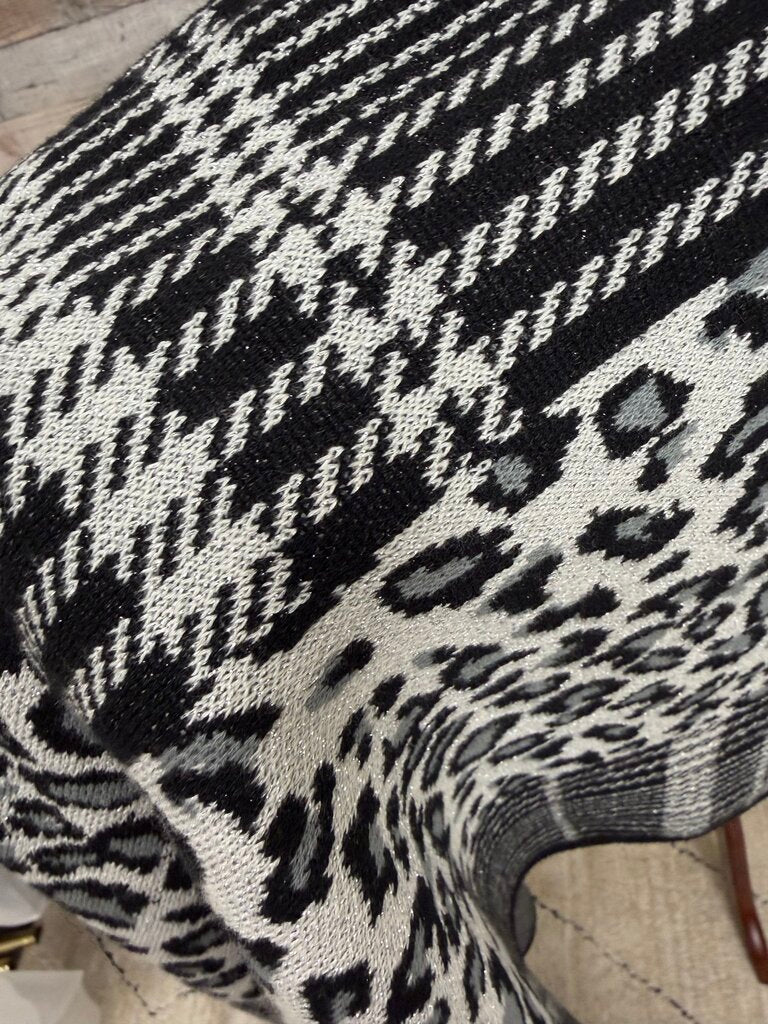 Chicos NWT silver/black animal print/plaid cape Chico's Black/Silver OS women UNCATEGORIZED