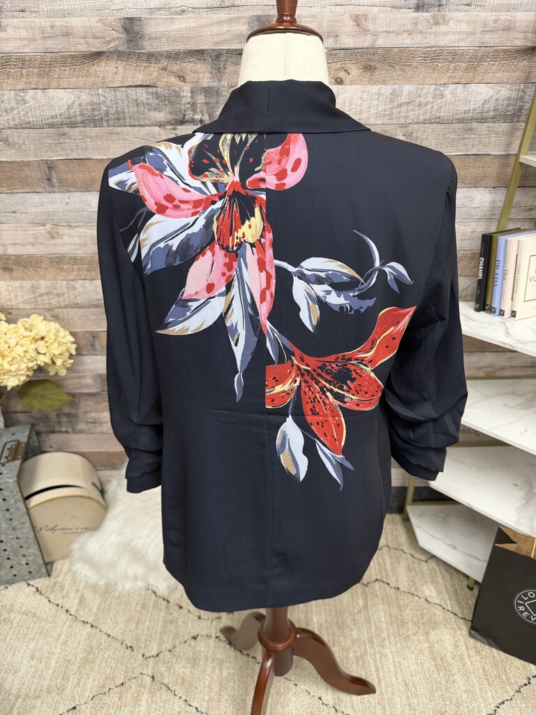 Chicos navy floral 3/4 scrunch sleeve blazer