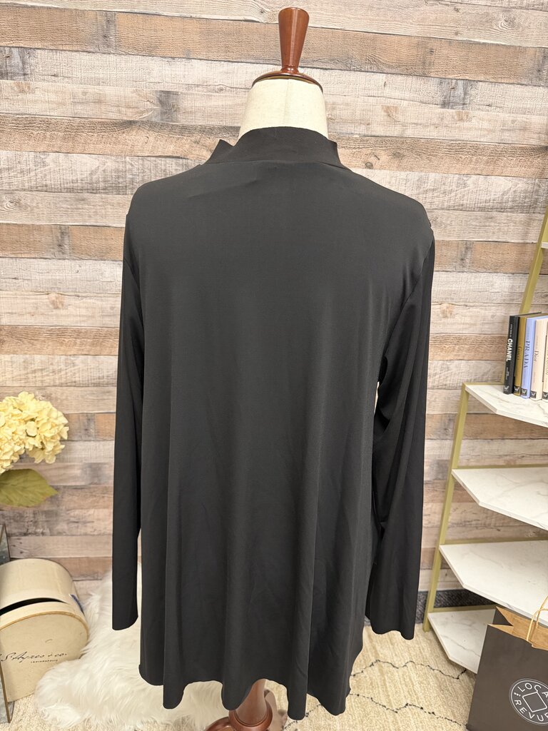 Planet black long sleeve with front pockets