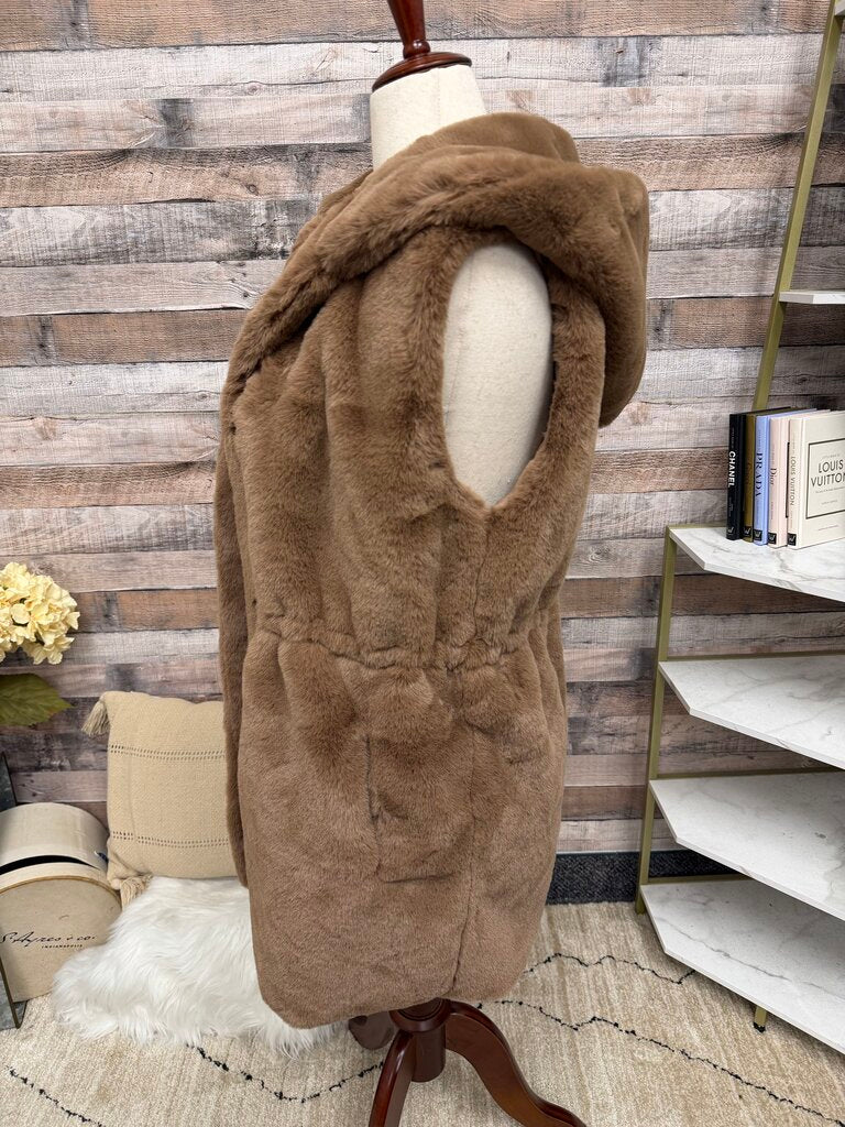 Guess brown faux fur vest with hood