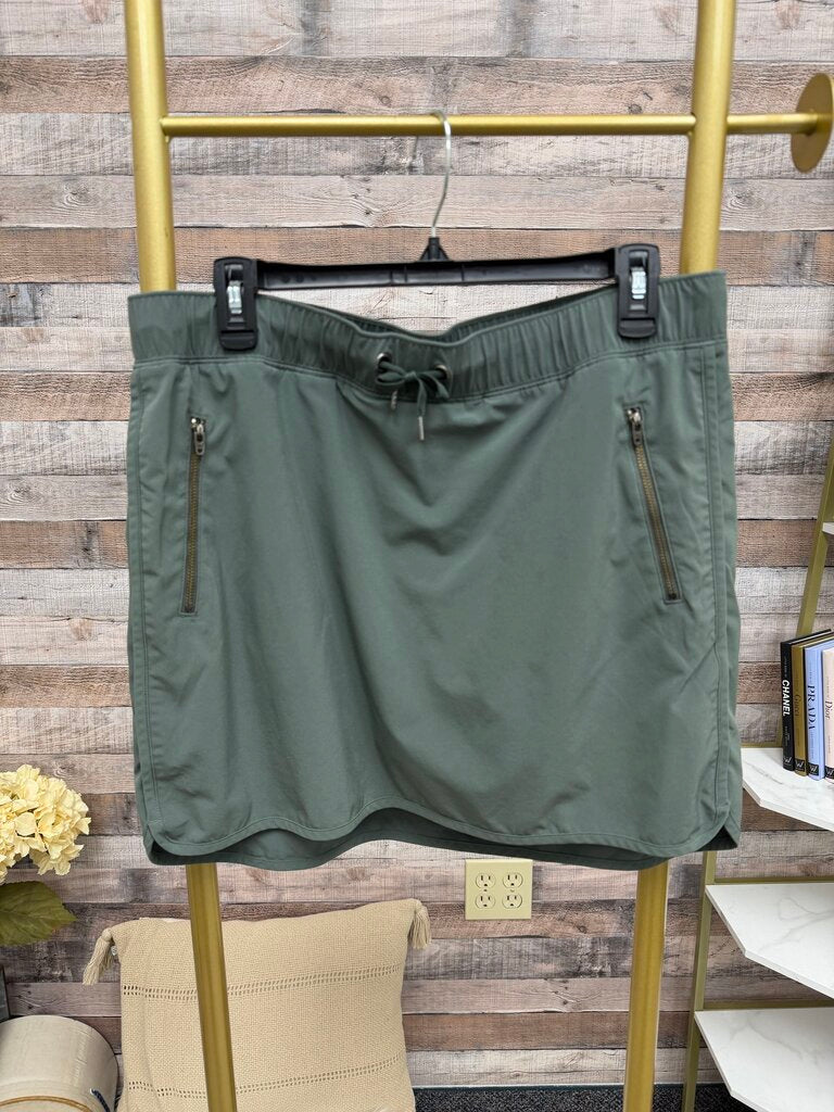 Athleta olive activity skort