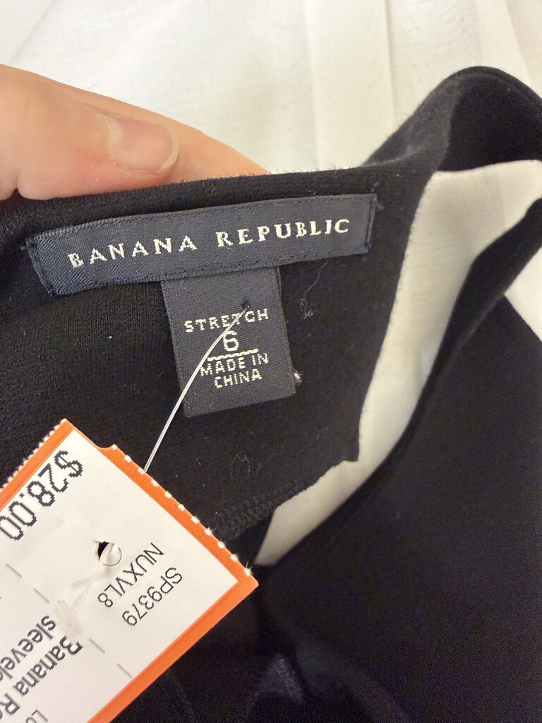 Banana Republic black sleeveless Fit and Flare style dress