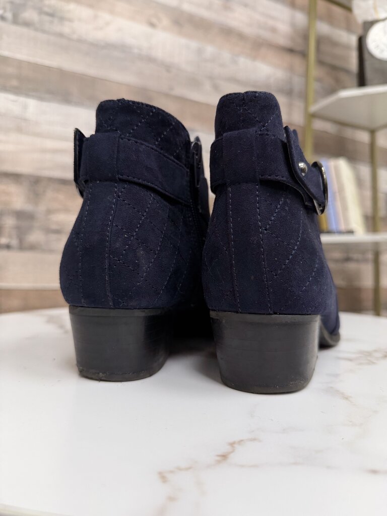 Unisa blue suede ankle bootie with silver clasp Unisa blue 8 women SHOES