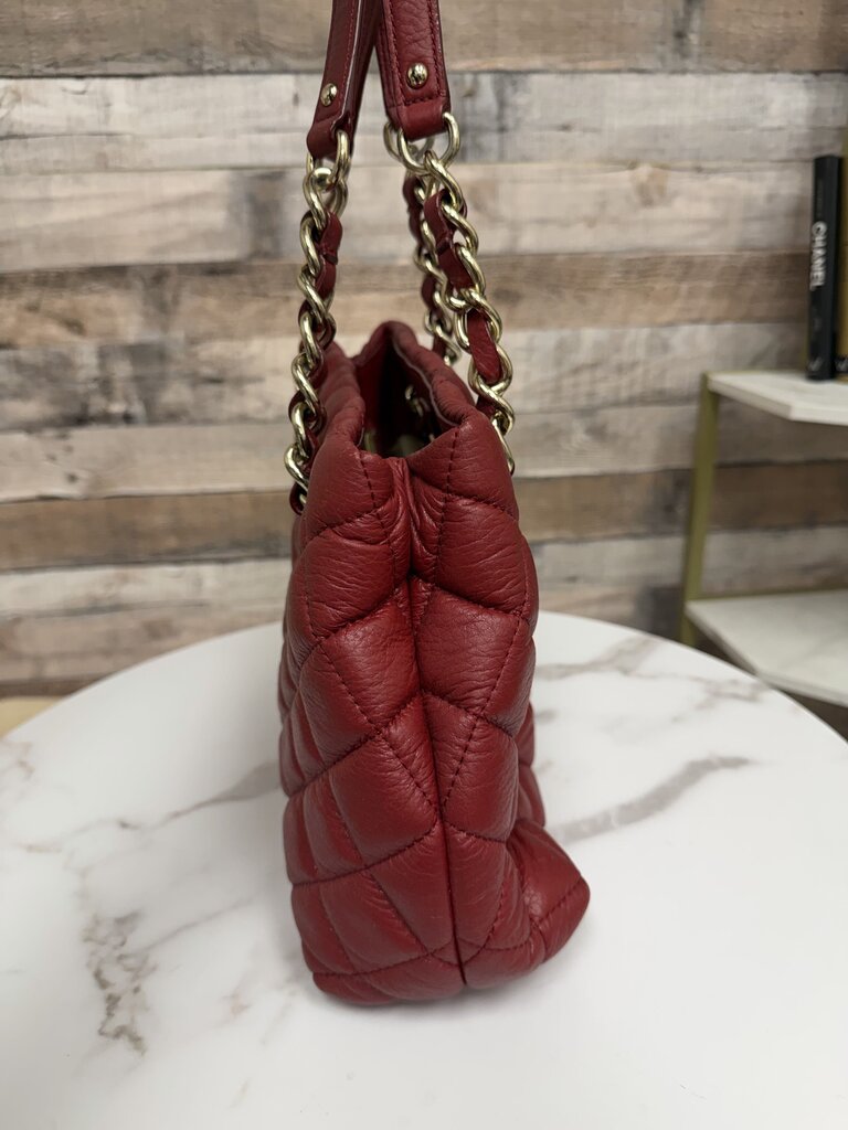 Kate Spade red quilted leather shoulder bag