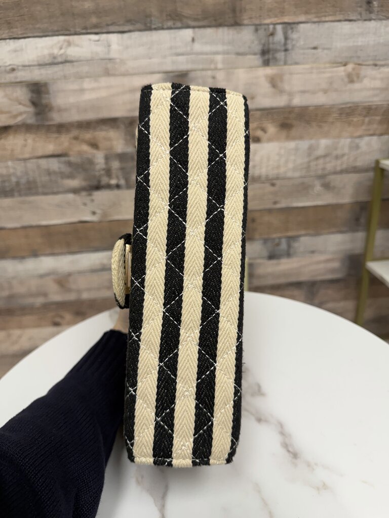 no label cream/black stripped bag with gold chain