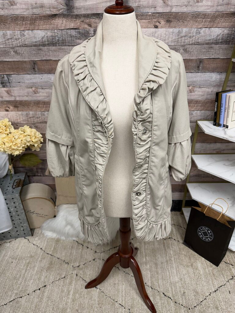 Luii beige ruffle 3/4 length sleeve bottom up jacket