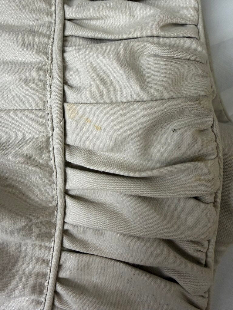 Luii beige ruffle 3/4 length sleeve bottom up jacket