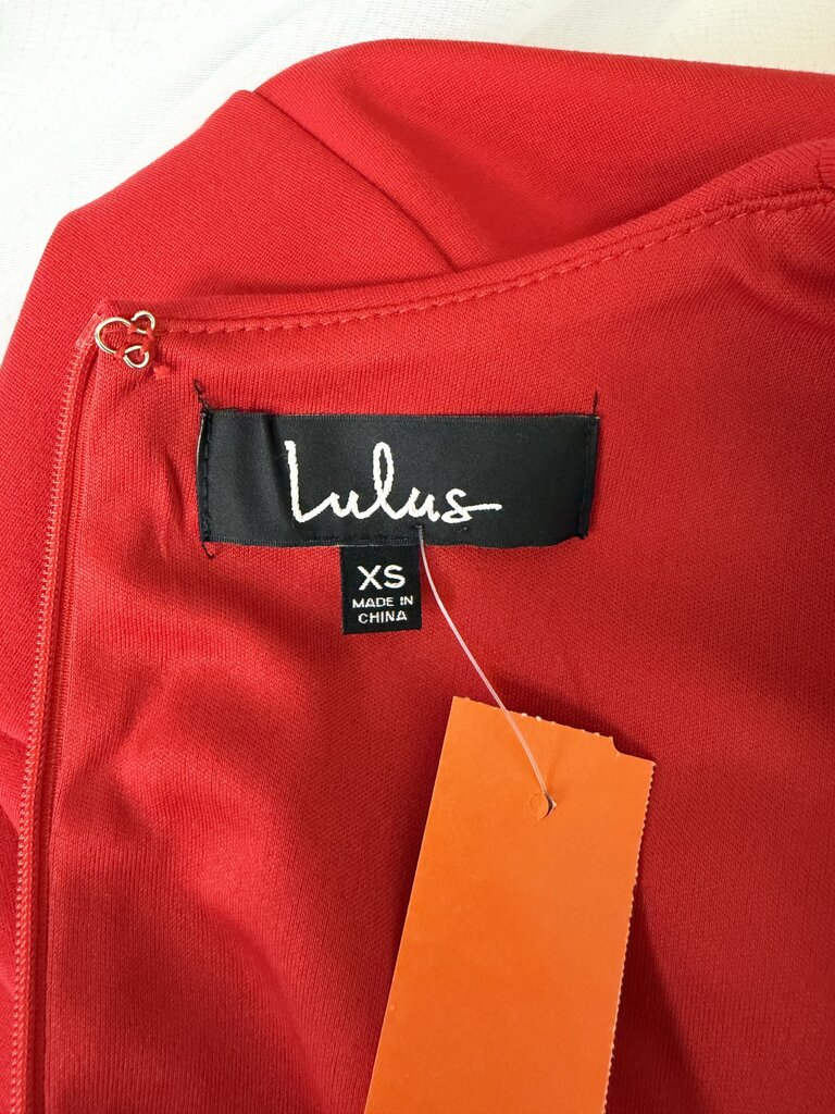 Lulu's Red Feeling the Heat dress with side cutout NWT