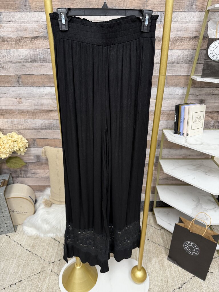 GOA Beachwear Black Elastic Waist Embroidered Hem