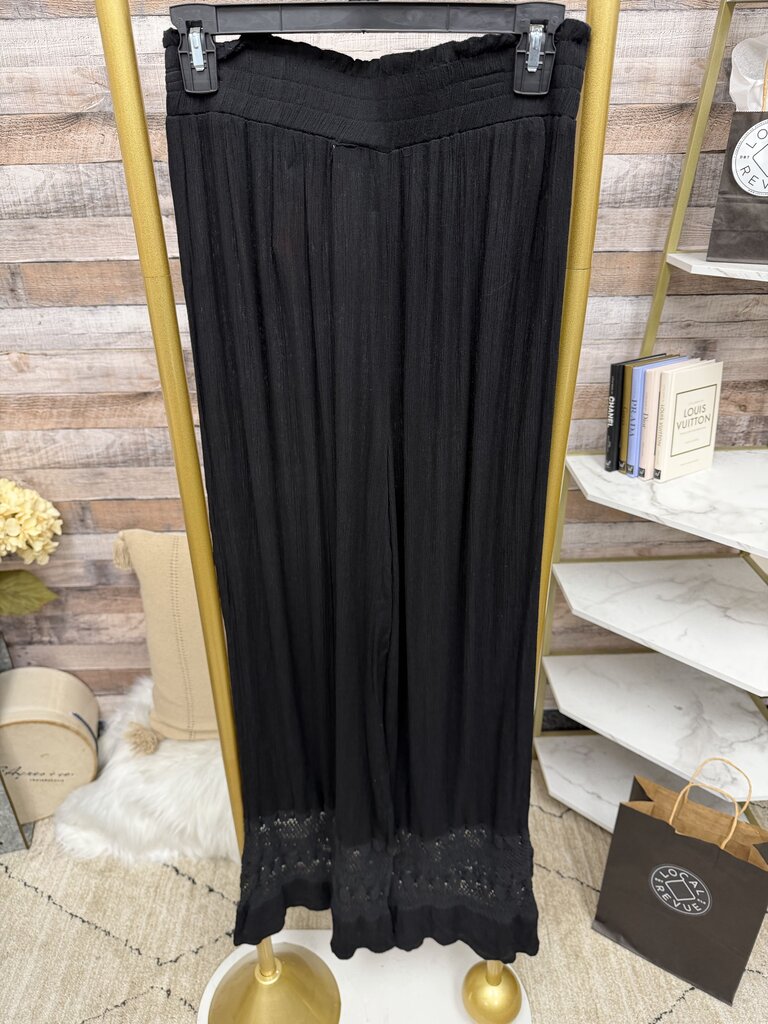 GOA Beachwear Black Elastic Waist Embroidered Hem