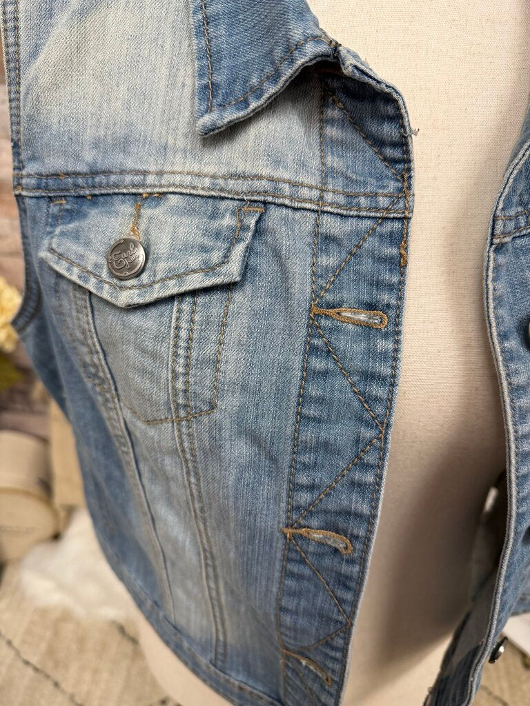 Earl Jean Denim Vest w/White Embroidered Back