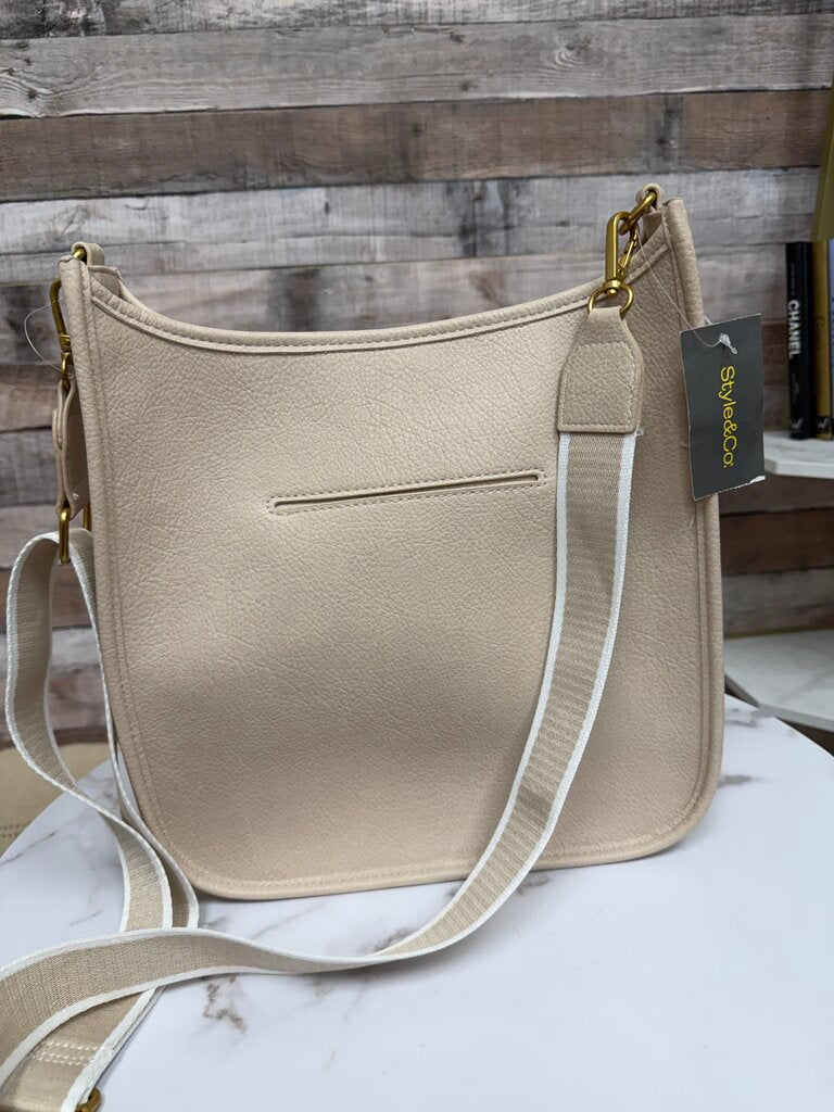 Style & Co.cream faux leather crossbody bag NWT