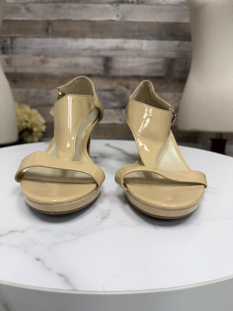 Etienne Aigner taupe patent leather ankle strap heel