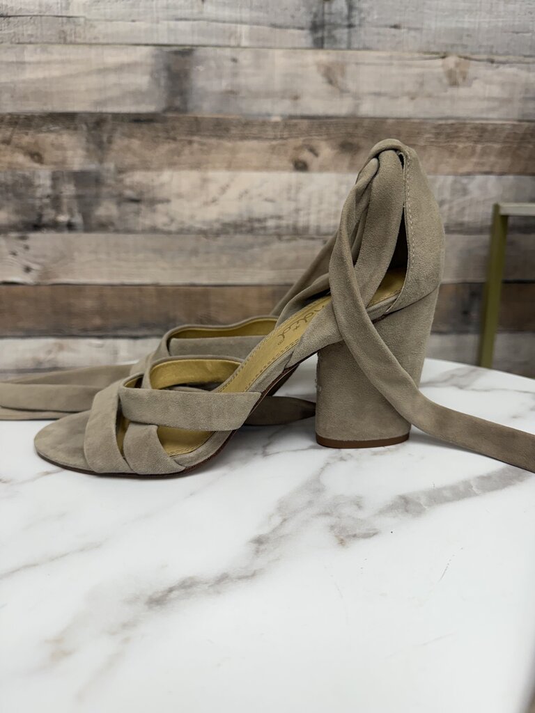 Splendid taupe suede block heel strappy sandal