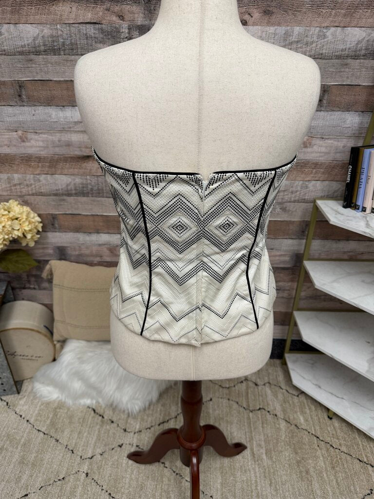White House Black Market Textured Knit Sleeveless Top 10