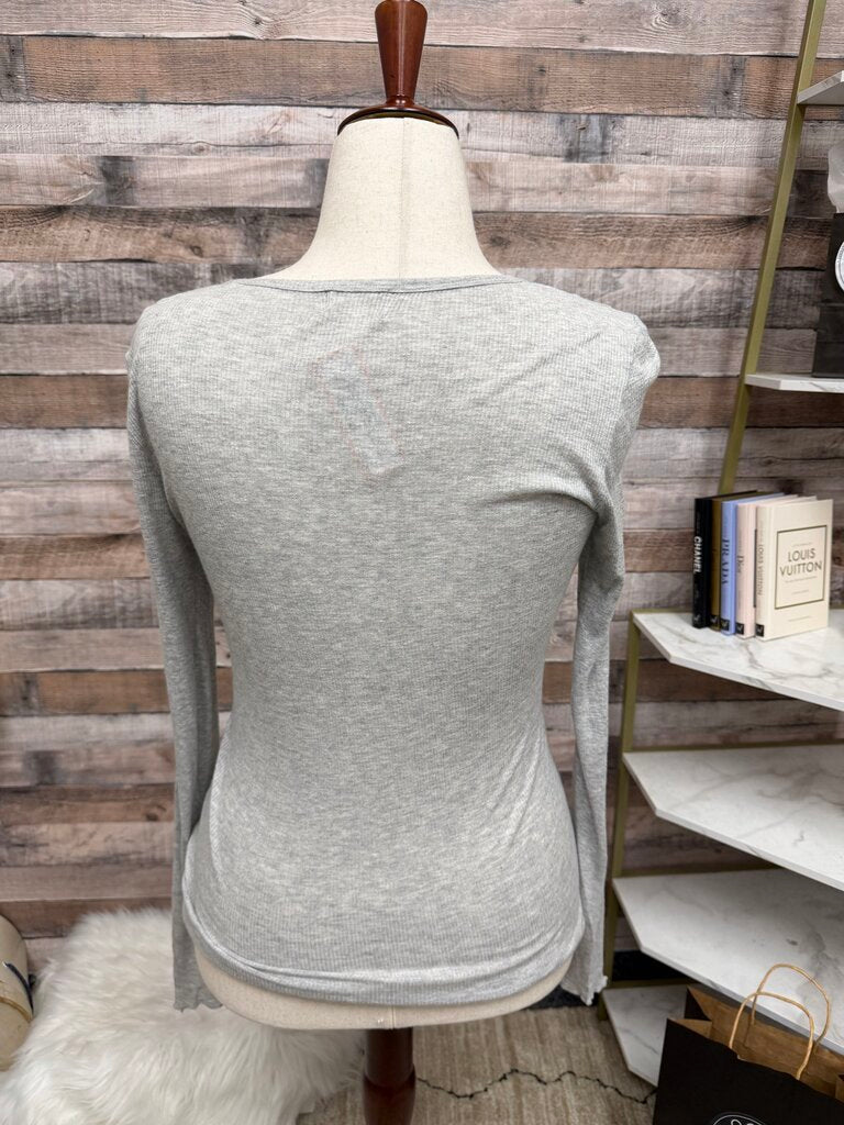 Banana Republic Lt Grey Ribbed Knit Long Sleeve Top