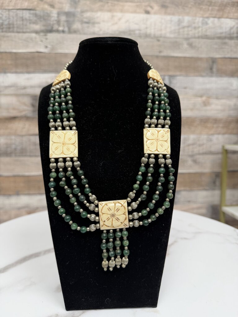 no label green jade with square carved flower bead necklace no label green OS women ACCESSORIES