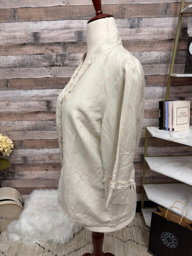 Tribal Cream/Tan V-neck 3/4 sleeve /w Button & Fringe Design