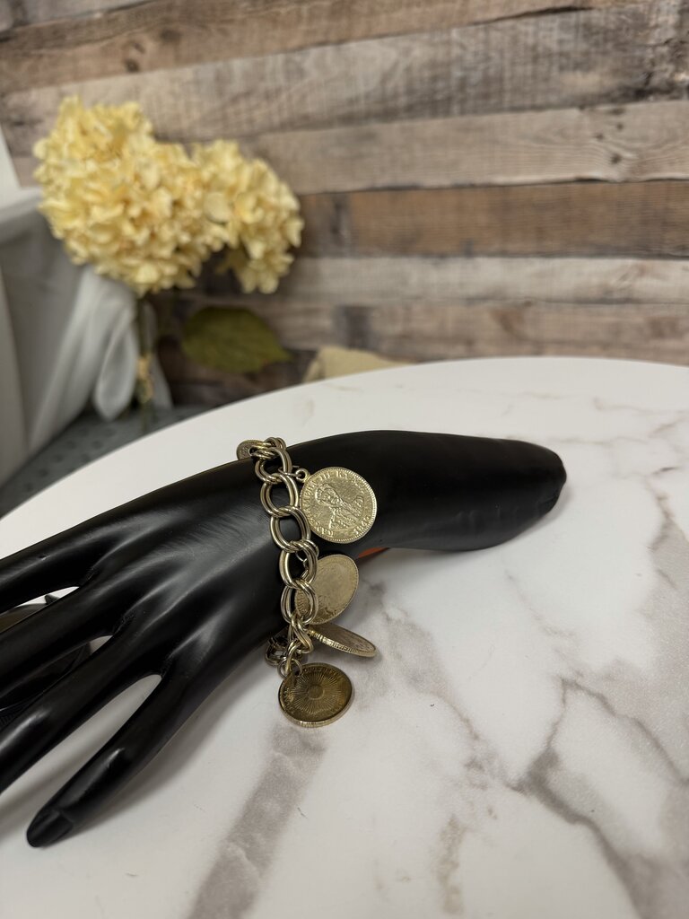 Vintage Gold Toned Coin Bracelet no label Gold OS women ACCESSORIES