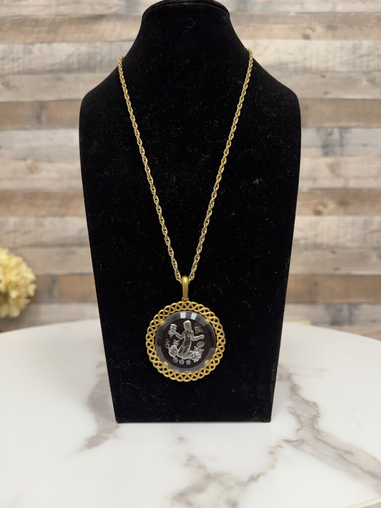 Gold Tone W/ Clear Round Pendant Necklace Gold OS women ACCESSORIES