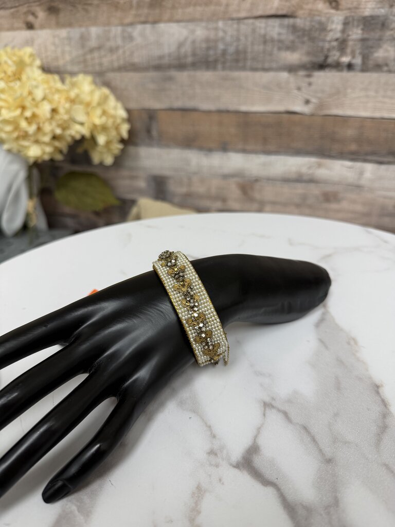 Pearl and Crystsal Embellished Hinged Bangle Bracelet