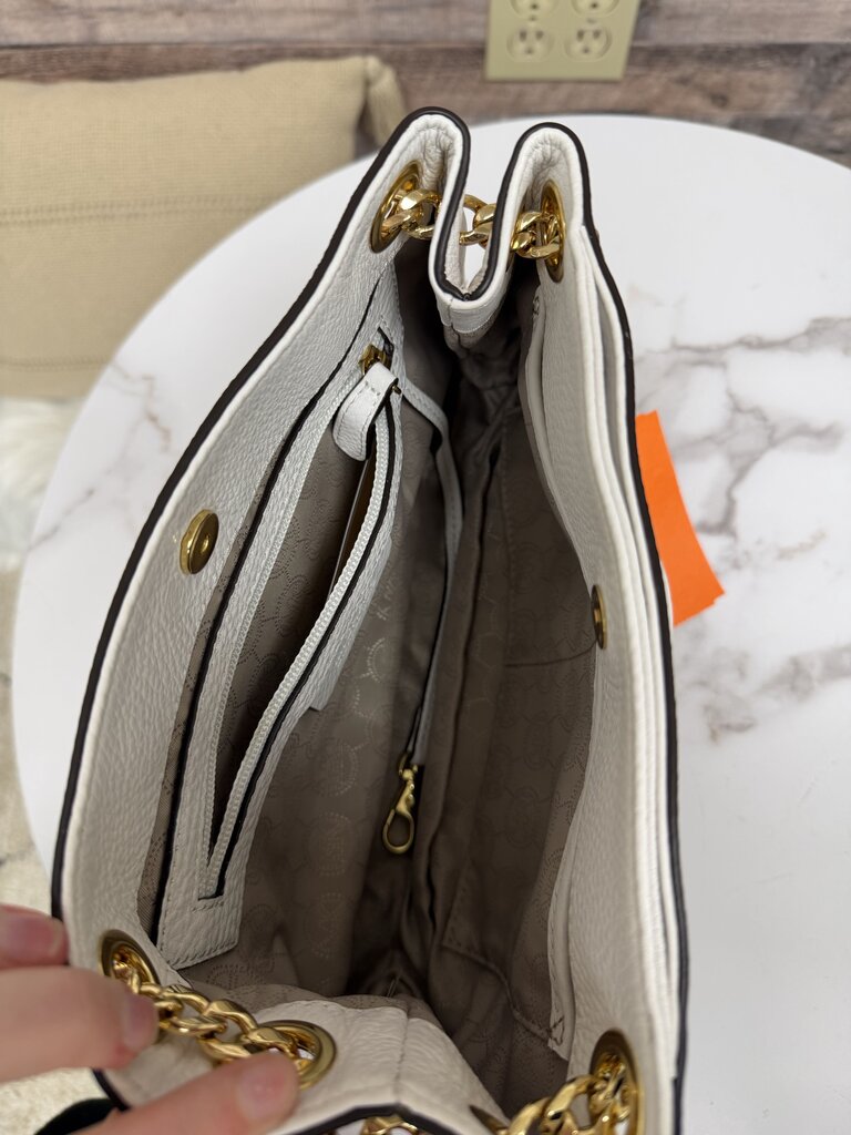 Michael Kors White Leather Stachel w/Jet Set Gold Chain