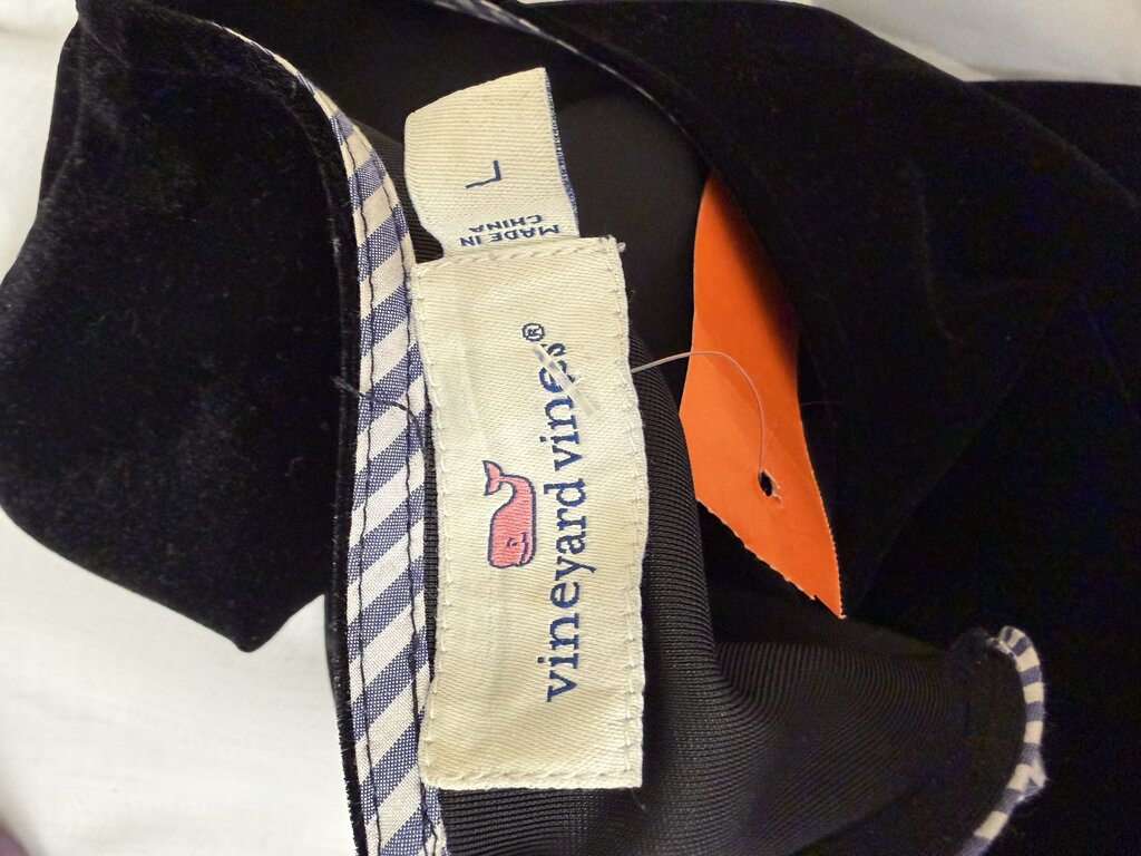Vineyard Vine Black Velvet Sleeveless Top