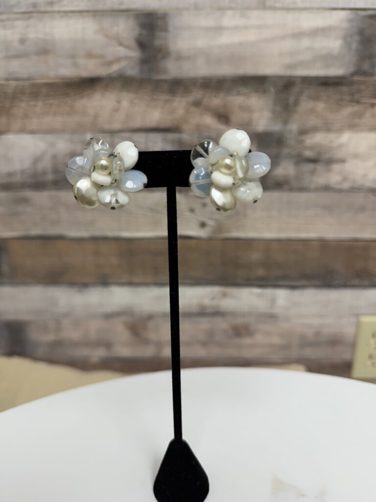 Vintage White Iridescent Glass Bead Cluster Flower Design Earring