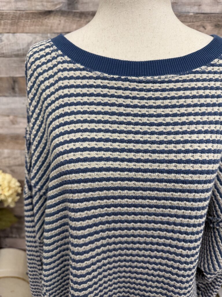 American Eagle Blue/White Striped Waffle Knit Pullover