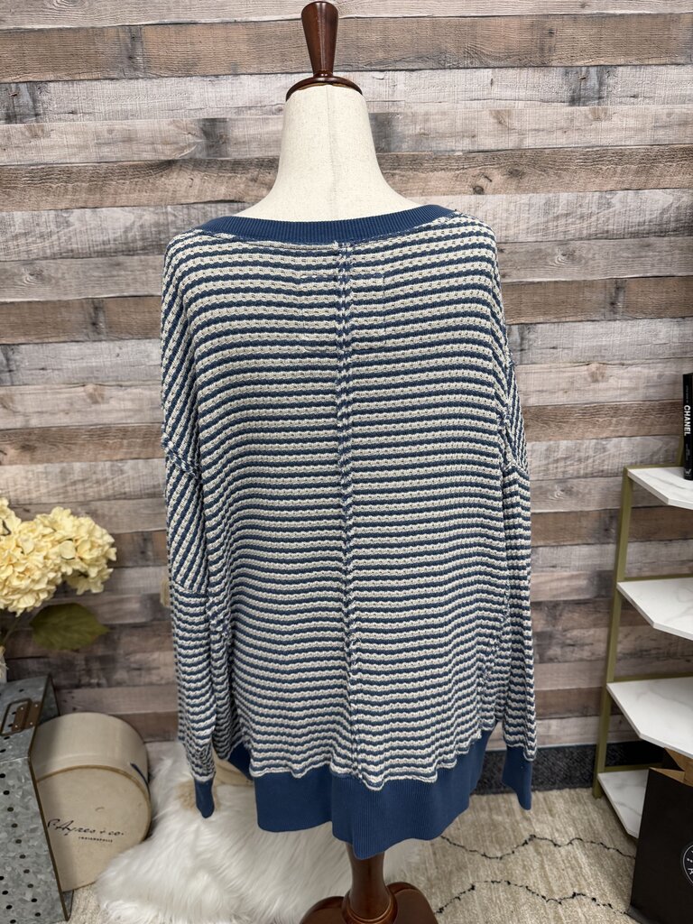 American Eagle Blue/White Striped Waffle Knit Pullover