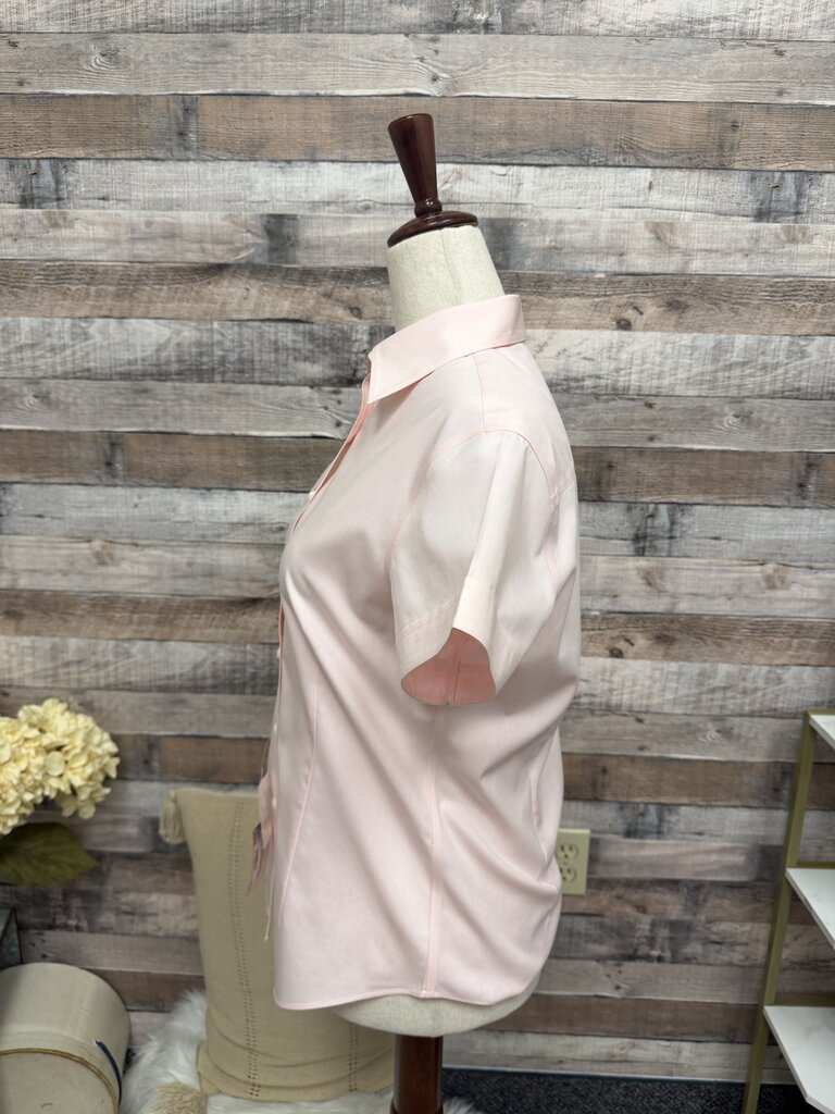 Brooks Brothers Pink Fitted Short Sleeve Button Down