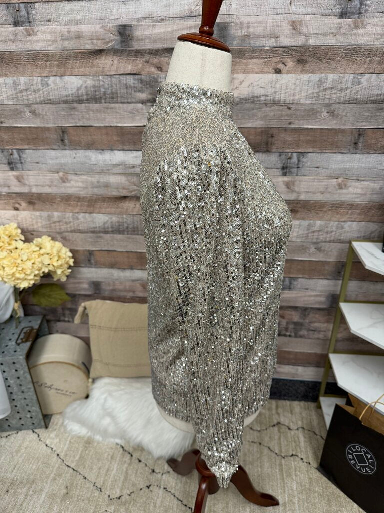 Cable& Gauge Gold Sequin Long Sleeve Top