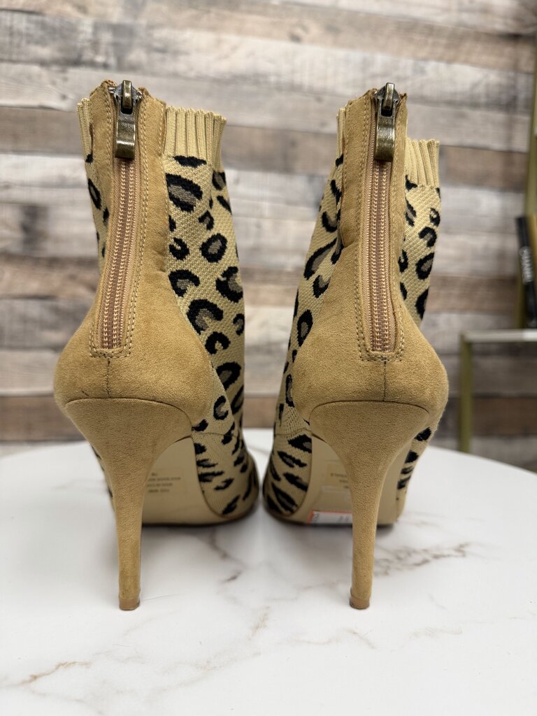 2 Lips Too Leopard Print Peep Toe Stiletto Heels 2 Lips Too Tan/Black 7 women SHOES
