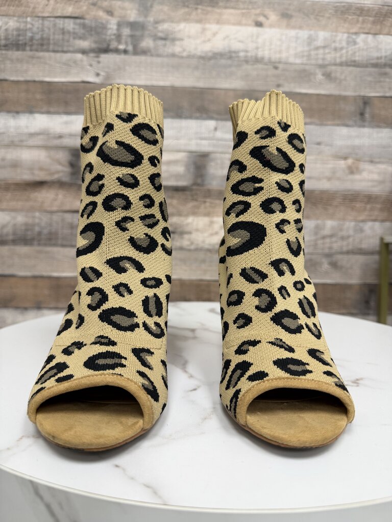 2 Lips Too Leopard Print Peep Toe Stiletto Heels 2 Lips Too Tan/Black 7 women SHOES