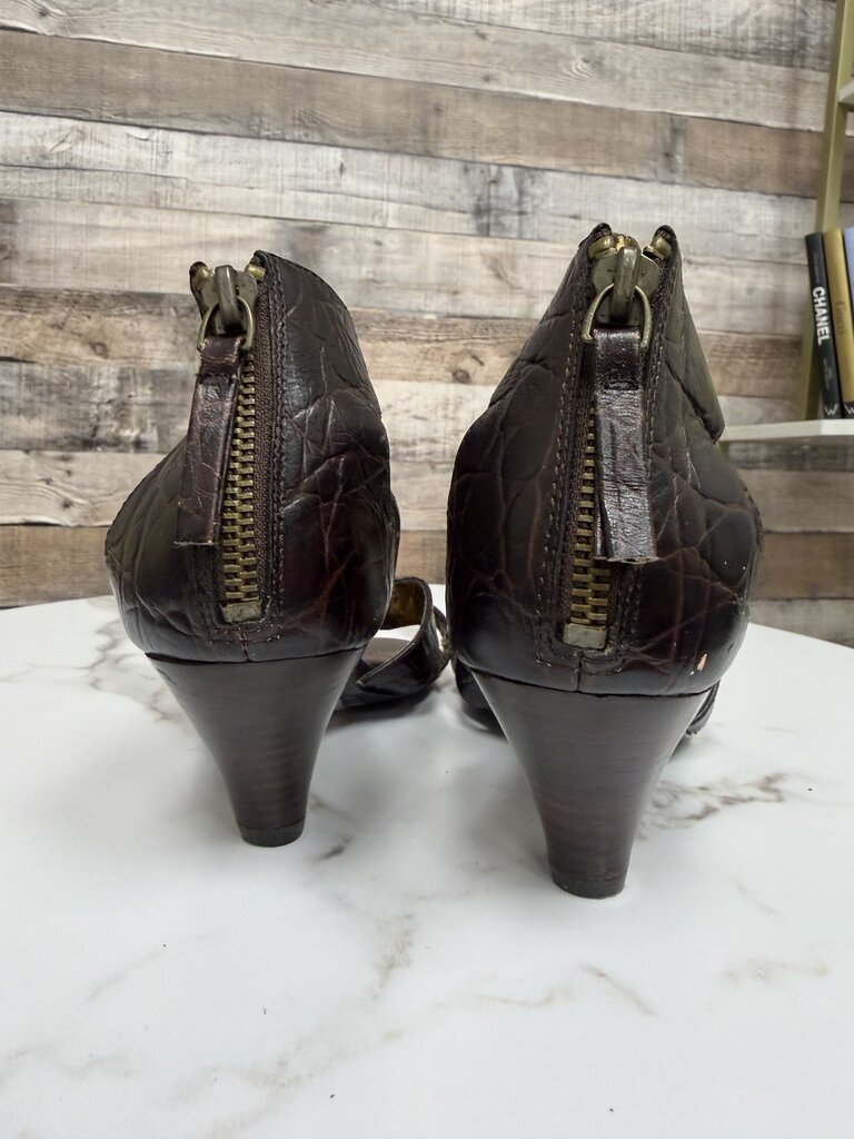 Nine West brown croc-embossed leather heels Nine West brown 6 women HEELS
