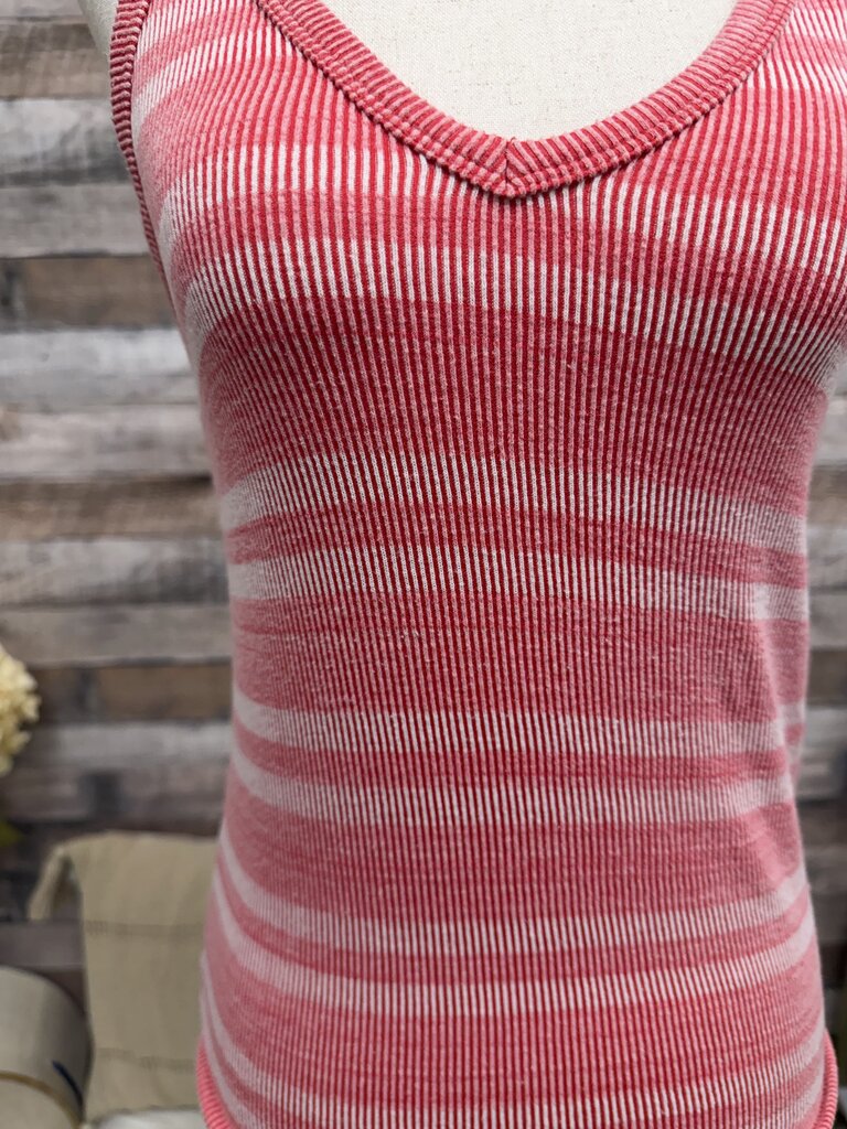 Gap ribbed pink/white stripe tank