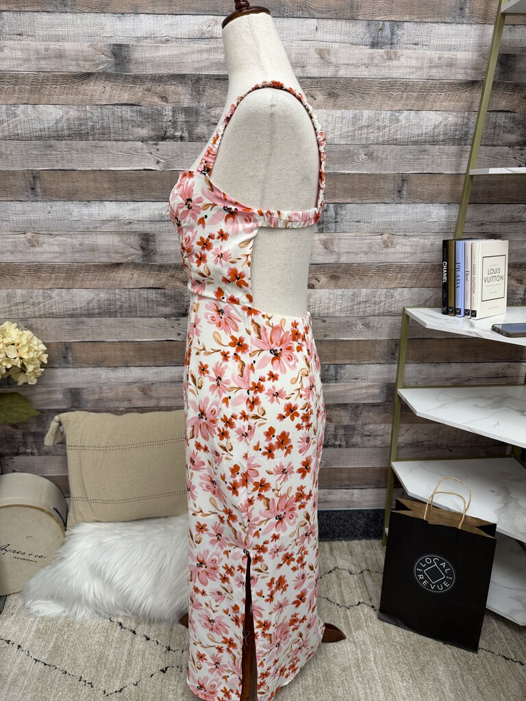 Petal & Pup NWT white floral maxi dress