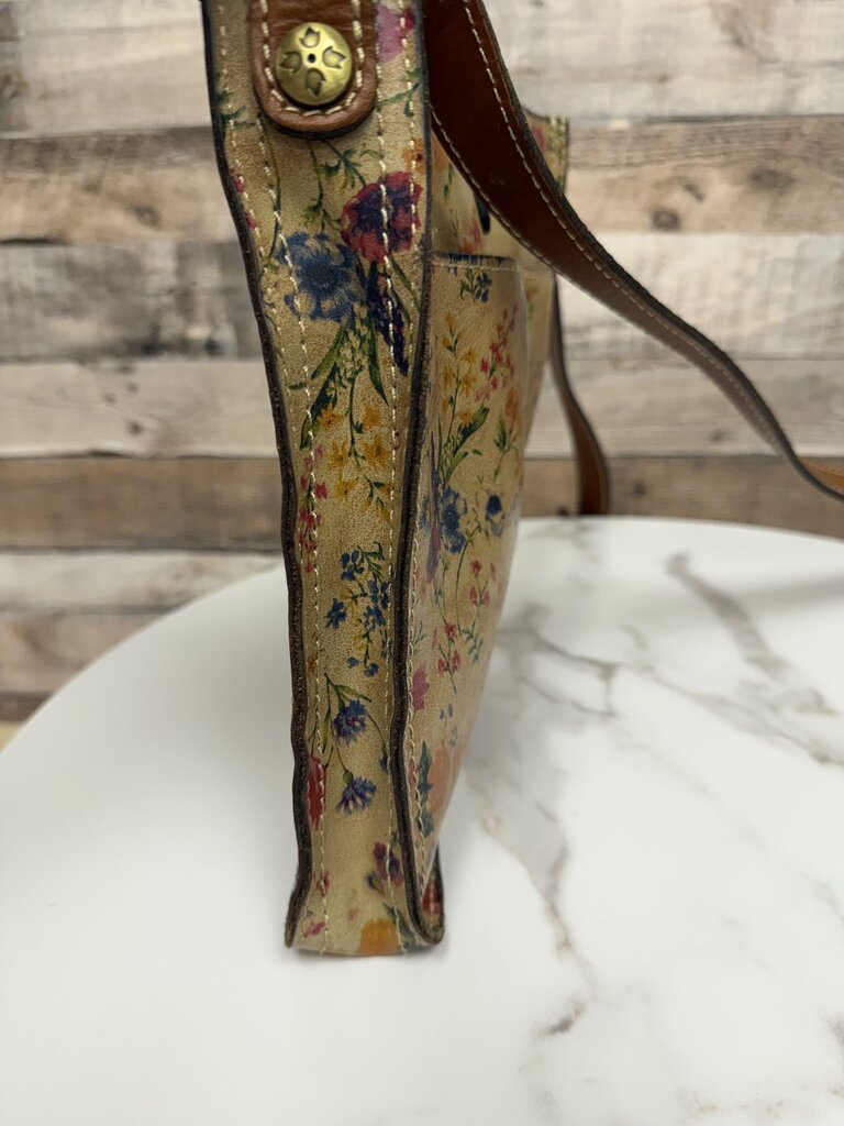 Patricia Nash prairie rose floral print leather crossbody bag