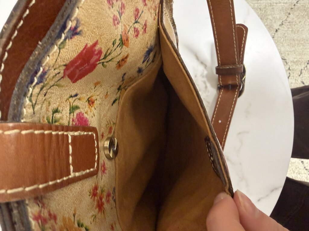 Patricia Nash prairie rose floral print leather crossbody bag