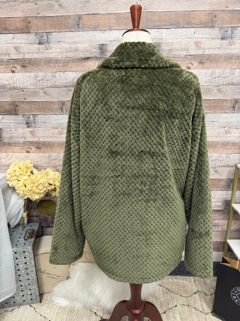 Jen & Co. NWT green fuzzy shacket