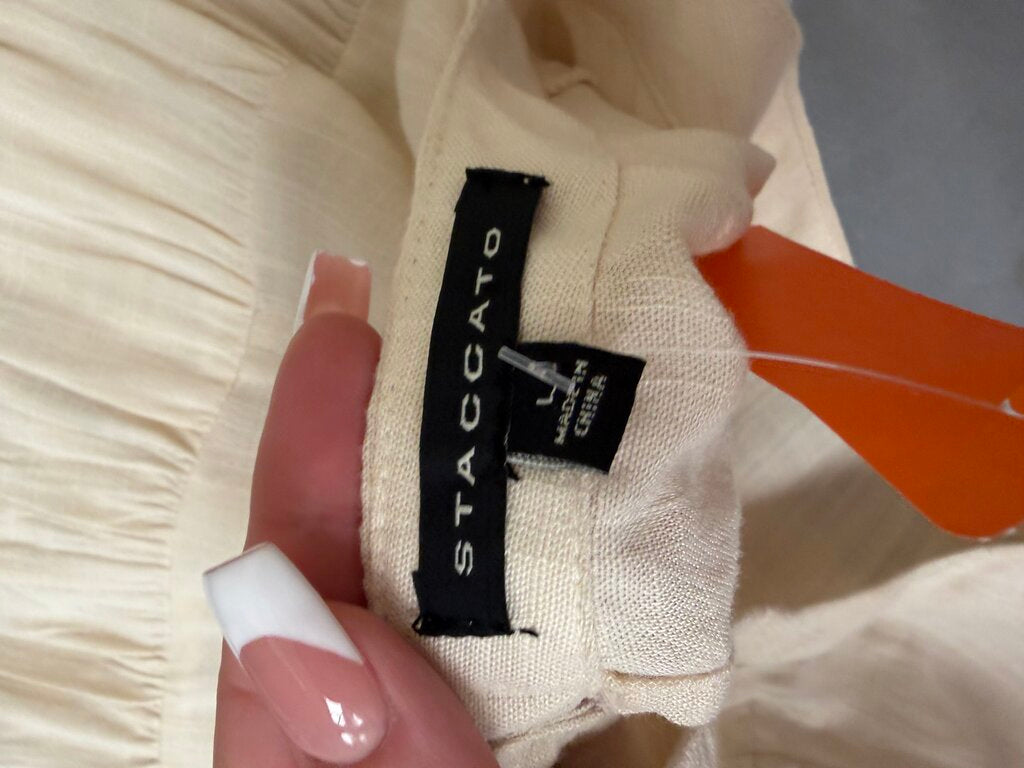 Staccato cream tiered sleeveless blouse Staccato Cream L women BLOUSES