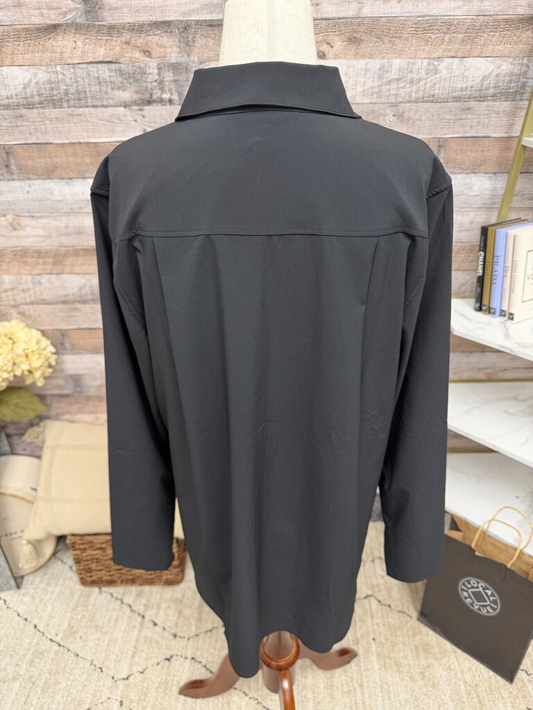 Athleta black button down collared shirt Athleta black M women TOPS