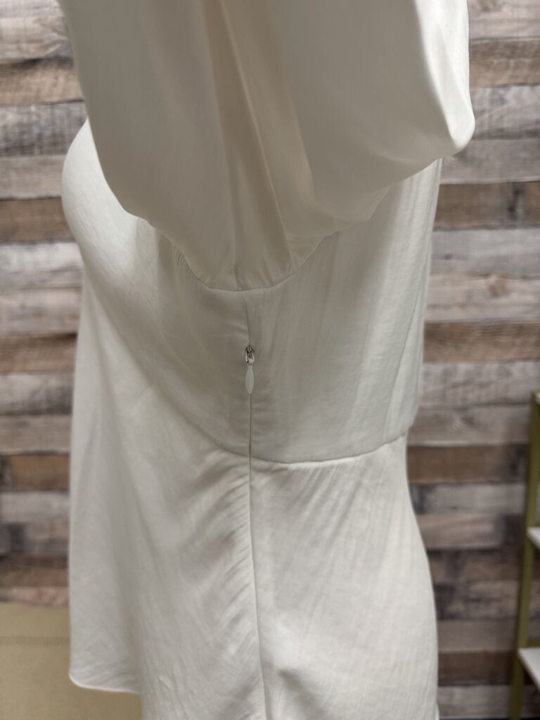 Banana Republic white v neck long sleeve blouse Banana Republic white M women BLOUSES