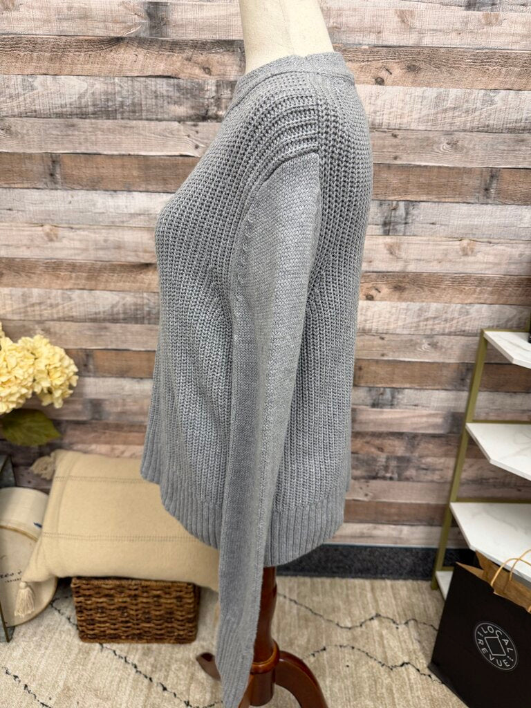 Banana Republic grey knit mock neck sweater Banana Republic Grey S women SWEATERS