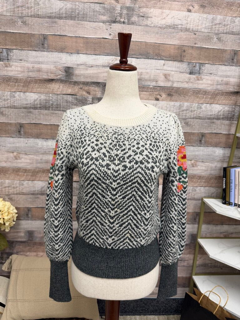 Anthropologie Gray Zebra Print W/ Flowers Sweater Anthropologie Gray XS women SWEATERS