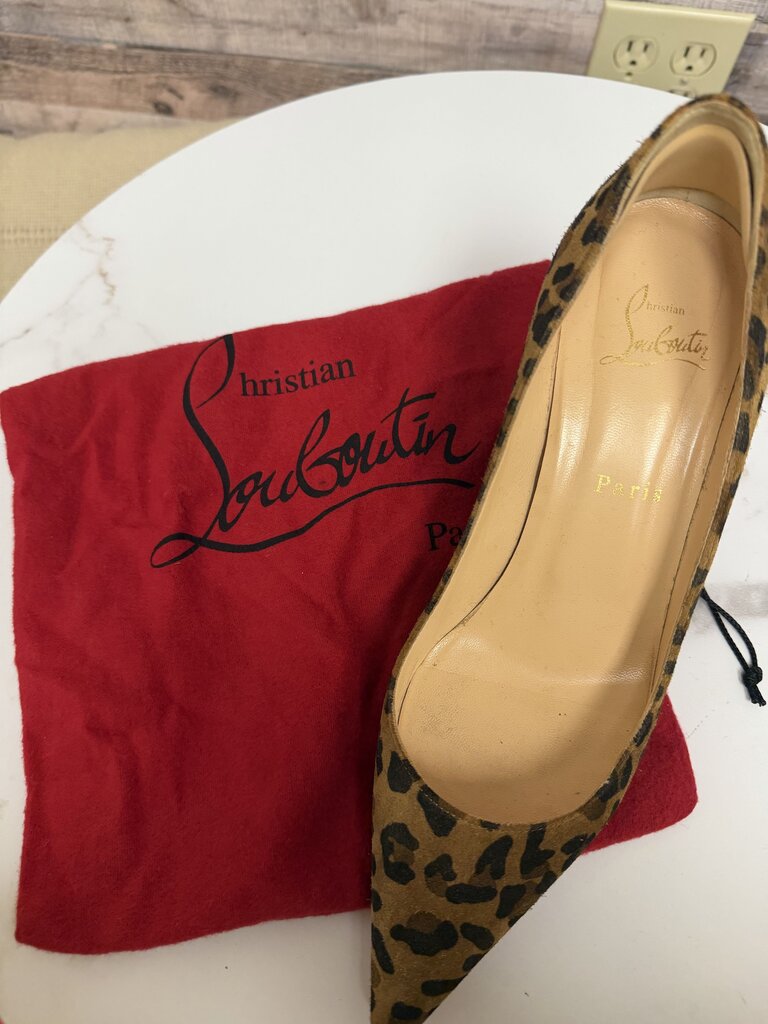 Christian Louboutin Suede Leopard Print Pointed Toe Pump Christian Louboutin Leopard 7.5 women HEELS