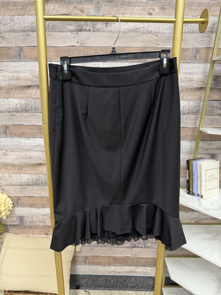Ann Taylor black pencil skirt w/ ruffle hem Ann Taylor Black 4 women SKIRTS