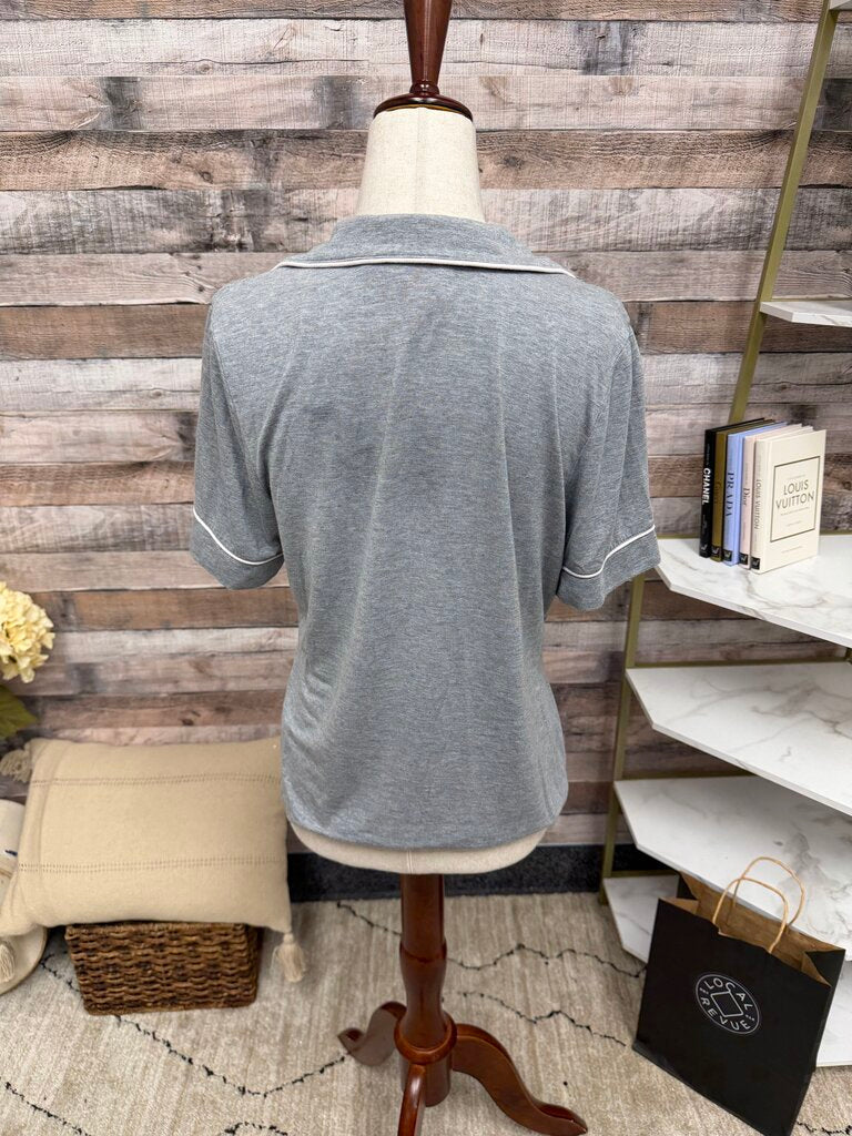 Cupcakes & Cashmere Grey Short-Sleeve Top & Matching Shorts Pajama Set Cupcakes & Cashmere Grey M women UNCATEGORIZED